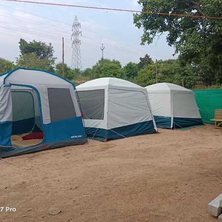 Island Vibes Hampi Guesthouse ภายนอก รูปภาพ