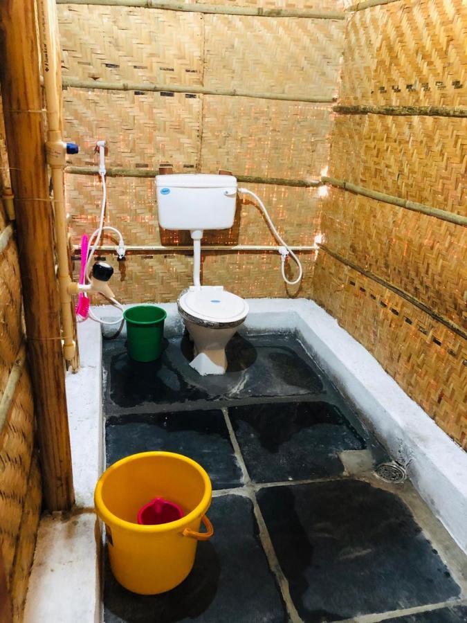 Island Vibes Hampi Guesthouse ภายนอก รูปภาพ