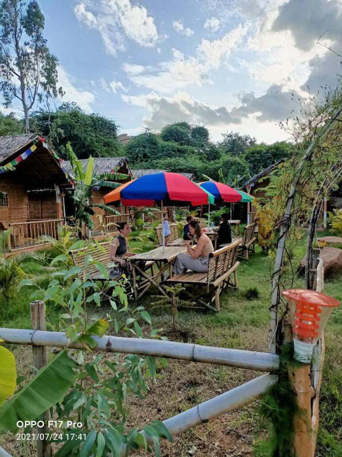 Island Vibes Hampi Guesthouse ภายนอก รูปภาพ