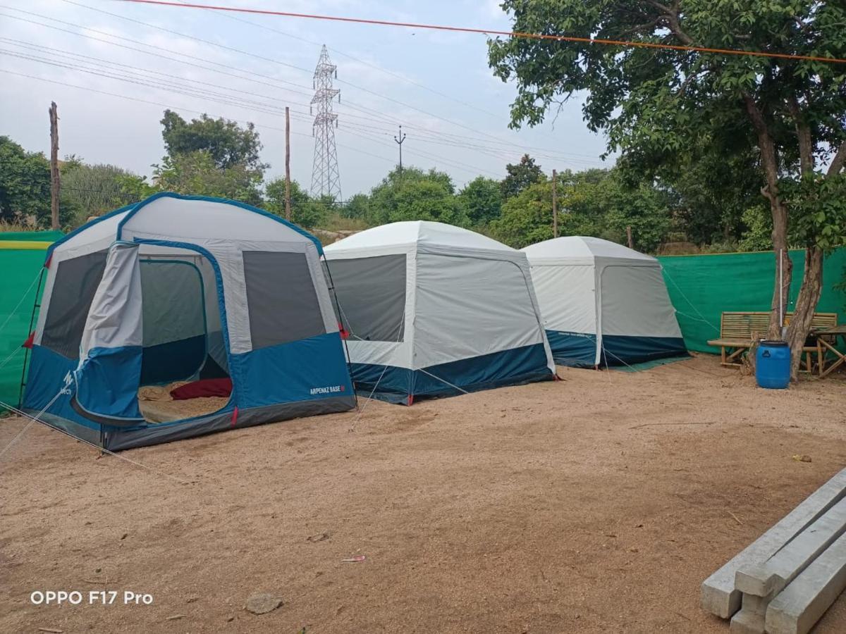 Island Vibes Hampi Guesthouse ภายนอก รูปภาพ